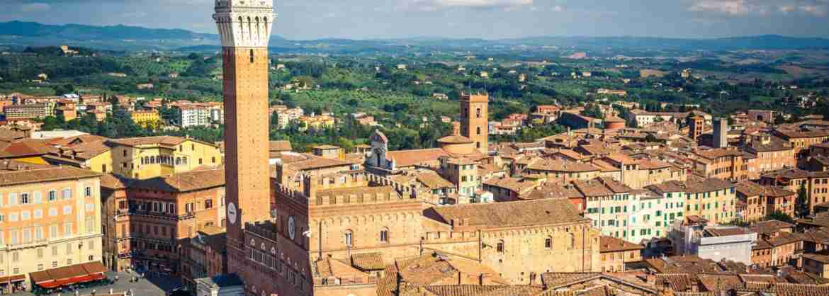 Excursión en grupo pequeño a Siena y San Gimignano saliendo de Roma