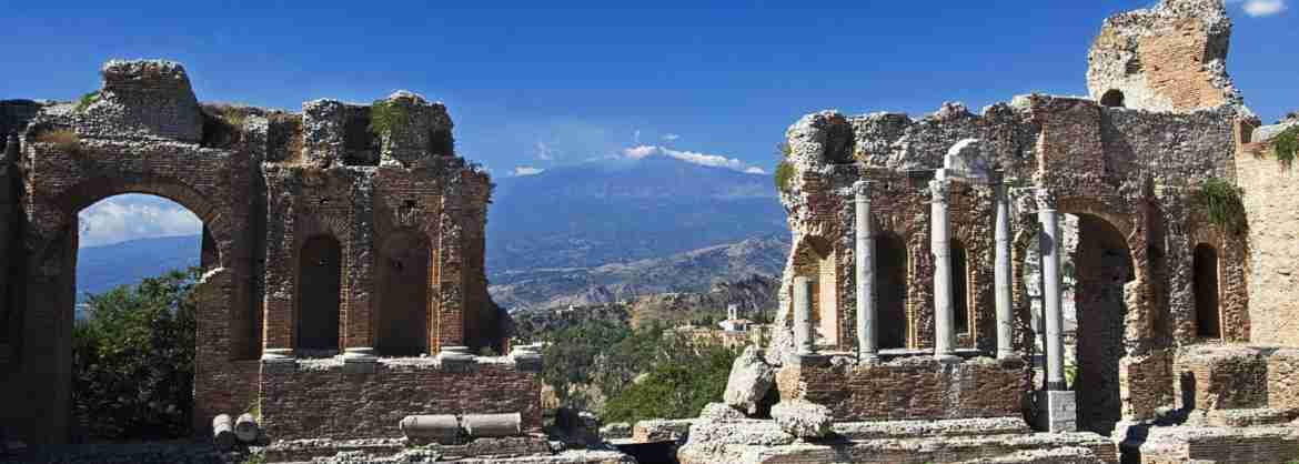 Tour a piedi e passeggiata alla scoperta di Taormina in Sicilia