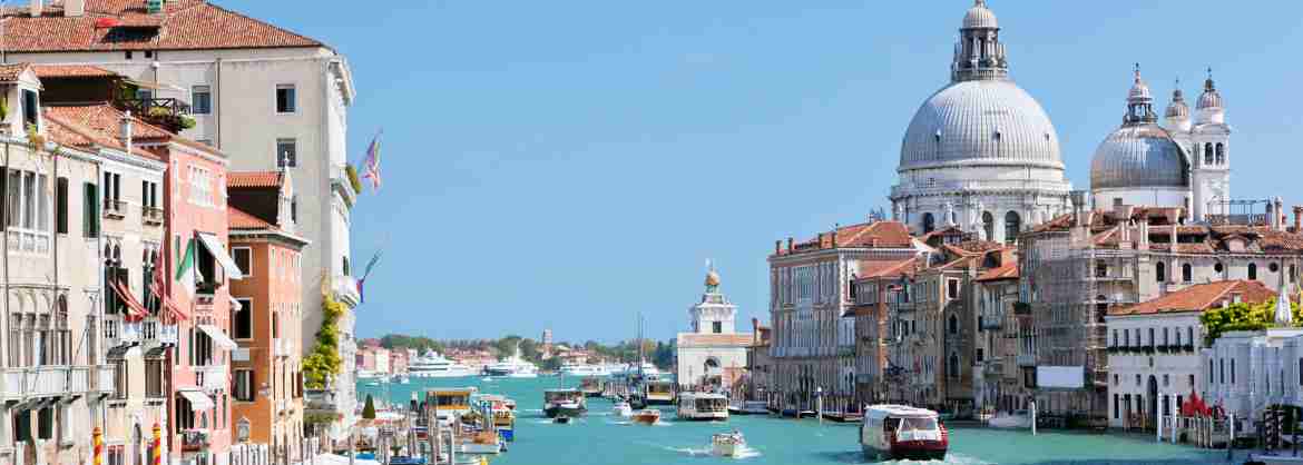 Private Day trip to Venice from Verona: transfer, lunch and guide included