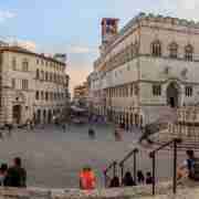 Tour a piedi per il centro di Perugia per piccoli gruppi