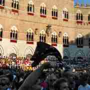 Tour privado de Siena para descubrir la famosa carrera de caballos del Palio