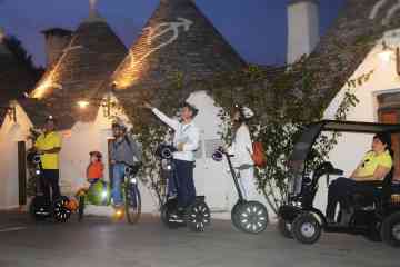 Breve Tour Privado de Alberobello en Segway, E-Bike o Carrito de golf